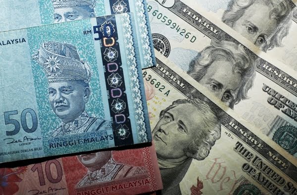 Ringgit opens higher in early session vs greenback as US inflation moderates