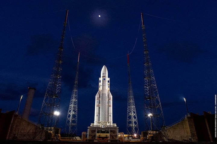 Europe’s Ariane 5 Rocket Final Launch Postponed Due To Technical Problem