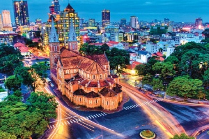 Exploring the Enchanting Charms of Ho Chi Minh City: A First-Time Visitor’s Delight