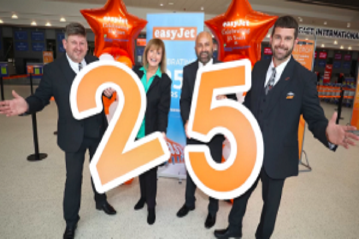 easyJet Marks 25 Years of Service at Belfast International Airport with Surprises and Expansion