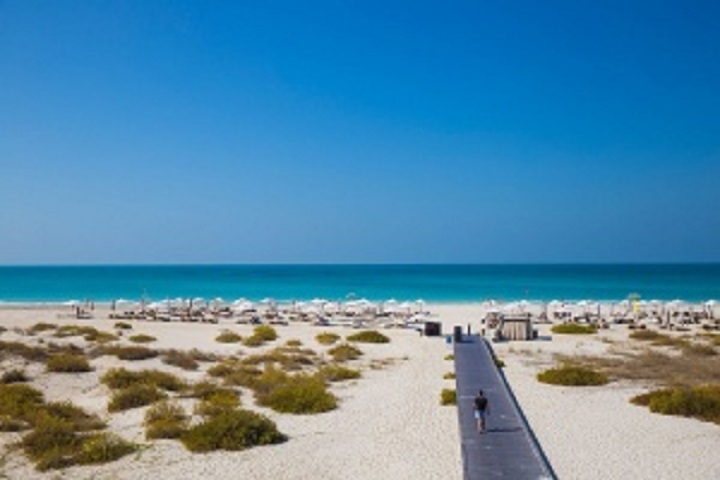 Saadiyat Island Abu Dhabi crowned The Middle East’s leading beach destination for 12th year